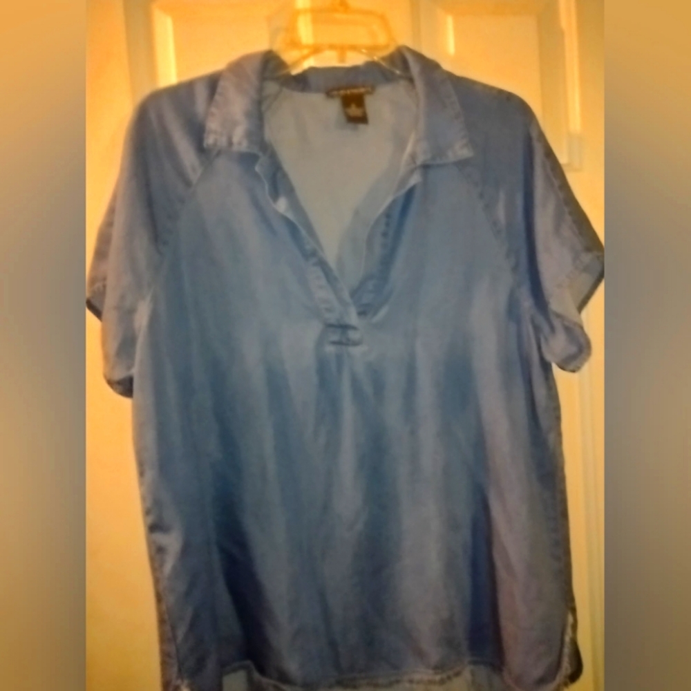 Chelsea & Theodore Chambray Top, M